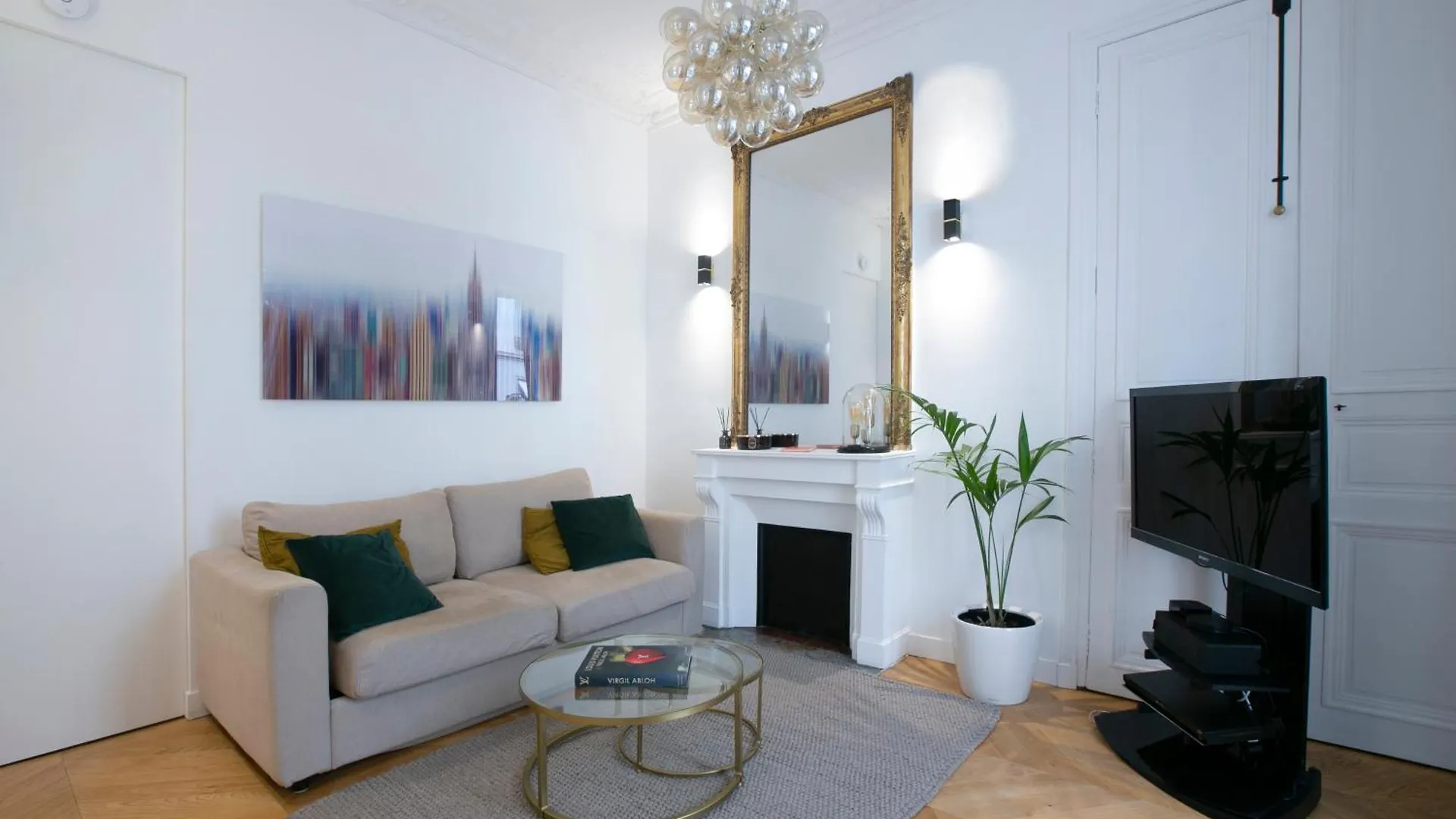 Classy 2 Bedroom - G03
